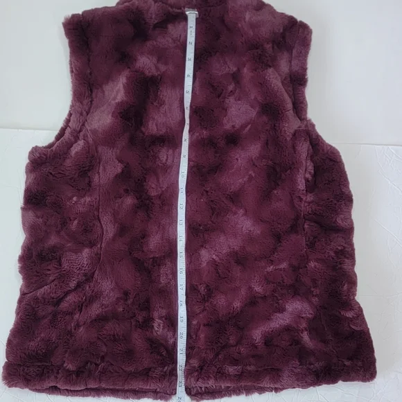 Nicole Miller  Reversible Quilted Faux Fur Insulated Puffer Vest/ M. - Picture 7 of 9
